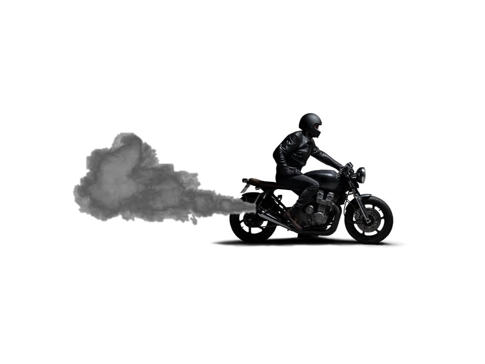 Humo negro moto