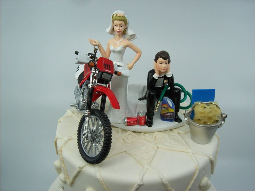 Chiste de moto tarta de bodas